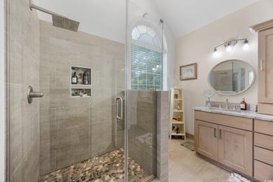 If you are looking for a house to call HOME, Look no further! - photo 24