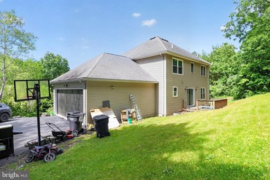 Back on the market and ready to become home! This spacious - photo 4
