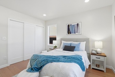 A rare opportunity to own a completely designed single-family - photo 33