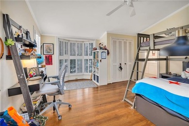 2nd home from the Ocean!!!A Charming Sea Island Cottage is - photo 34