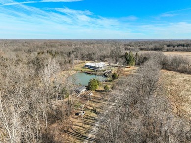 Secluded Ranch Style Home, completely updated! Features 4 - photo 8