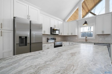 Beautiful 3BR/2.5BA elevated home with just over 1700 square - photo 6