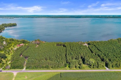 Lake Acreage For Sale in Nekoosa, Wisconsin