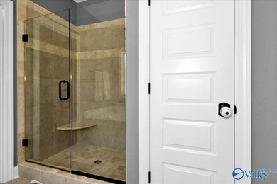 Enjoy single level living in a beautifully inviting home - photo 16