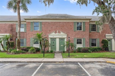 Lake Condo For Sale in Casselberry, Florida