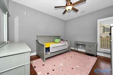 Enjoy single level living in a beautifully inviting home - photo 23