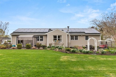 Welcome to this beautiful expanded ranch located in the - photo 24
