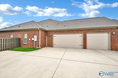 Enjoy single level living in a beautifully inviting home - photo 34