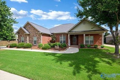 Enjoy single level living in a beautifully inviting home - photo 35