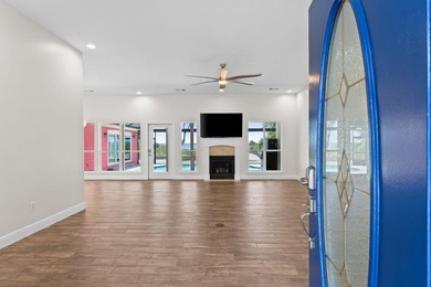 Waterfront multigenerational dream home on half an acre, all on - photo 5