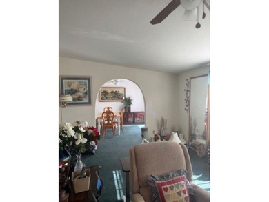 Elegant 4 bedroom 2.5 bath home in California Pines subdivision - photo 8