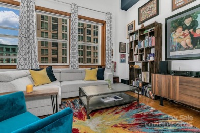 Step out your door into the heart of downtown Asheville! This