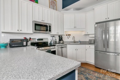 Step out your door into the heart of downtown Asheville! This