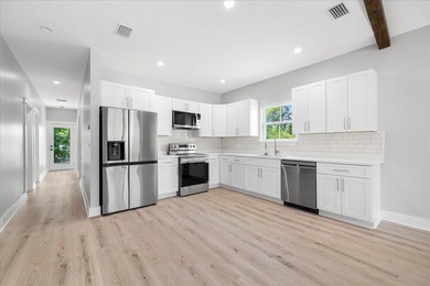 Welcome home to this beautiful new construction, never lived in - photo 9