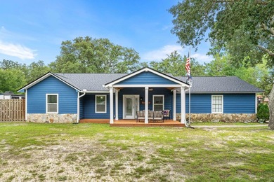 Beautifully renovated home tucked away on a quiet cul-de-sac in - photo 1