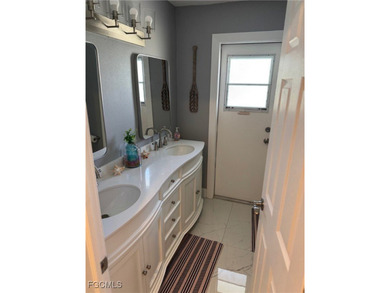 Welcome to your slice of paradise in Southwest Cape Coral! This - photo 9