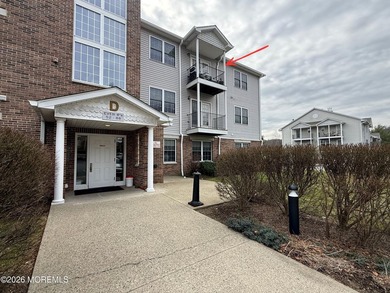Move right into this bright 3rd-floor end-unit condo in the