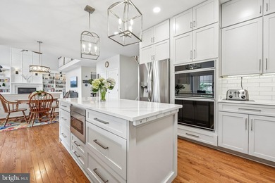 Welcome to this exceptional luxury home in the prestigious - photo 13