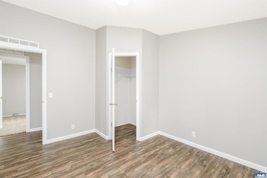 Welcome home to this beautifully maintained 3-bedroom, 2-bath - photo 26