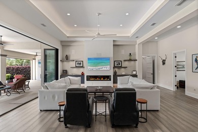 Welcome to one of Sandestin Golf & Beach Resort's premier custom - photo 8