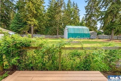 Welcome home to this beautifully maintained 3-bedroom, 2-bath - photo 40