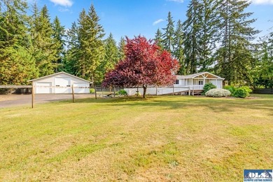Welcome home to this beautifully maintained 3-bedroom, 2-bath - photo 46