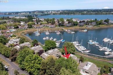 Lake Condo For Sale in Portland, Oregon