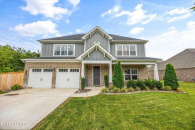 Lake Home For Sale in Lenoir City, Tennessee