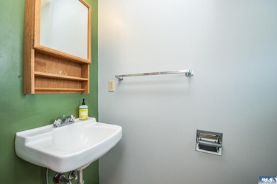Beautiful four bedroom, 1896 sq. ft. home for sale in Sequim! - photo 35