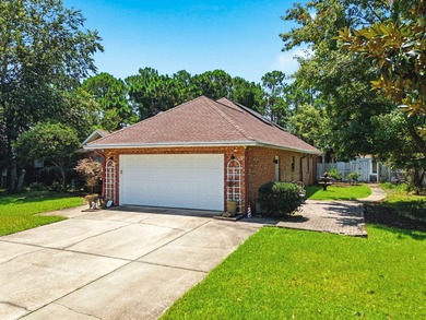 Welcome to your own private Gulf Breeze retreat, where timeless - photo 4