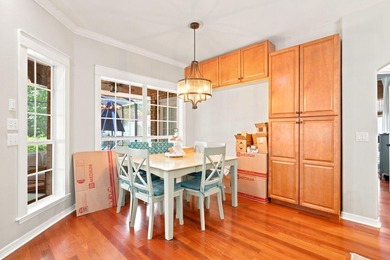 Welcome to your own private Gulf Breeze retreat, where timeless - photo 10