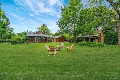 Welcome Home to your own hidden Bellport gem South of Montauk - photo 4