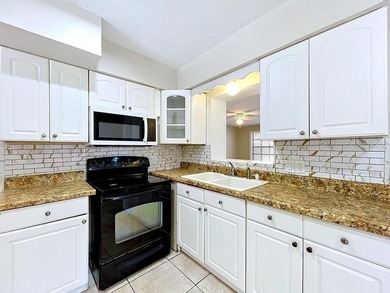 One or more photo(s) has been virtually staged. **Property is - photo 3