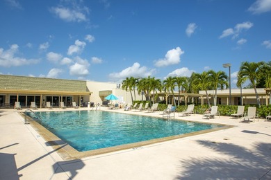 Beautifully remodeled 1BR/1.5BA condo in the desirable 55+ - photo 29