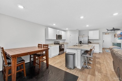 Welcome to Bridleswood! This stunning two-story Hayden floor - photo 33