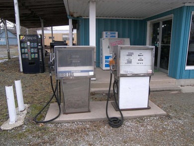 Lake area seasonal business known as Chapman Lake Marina and - photo 6