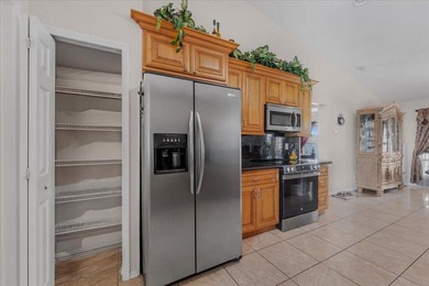 SELLER IS OFFERING $5,000 CREDIT TOWARDS BUYER'S CLOSING COSTS! - photo 44