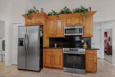 SELLER IS OFFERING $5,000 CREDIT TOWARDS BUYER'S CLOSING COSTS! - photo 45