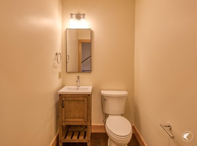 River Bend Townhomes: Newly built luxury 3 bedroom, 3.5 bathroom - photo 9