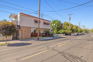 Uniquely versatile property zoned commercial with residential - photo 4