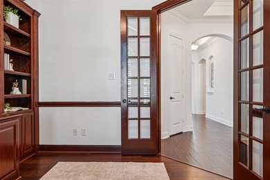 Welcome to this beautifully maintained one-story home offering 3 - photo 4