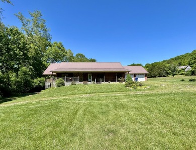 PRICE REDUCTION! Here it is! Huge, cozy home with 18+ acres on - photo 19