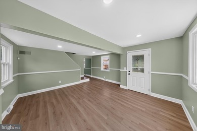 Welcome to Holloway Terrace! A conveniently located community in - photo 3