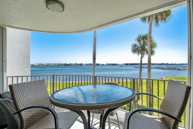 Stunning Intracoastal views from this beautifully updated - photo 4