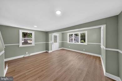 Welcome to Holloway Terrace! A conveniently located community in - photo 4