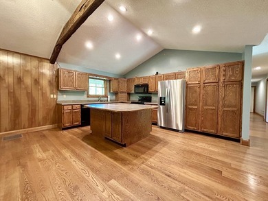 PRICE REDUCTION! Here it is! Huge, cozy home with 18+ acres on - photo 35