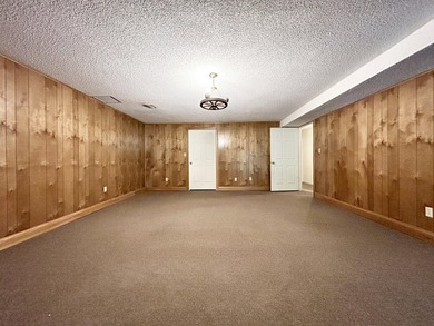 PRICE REDUCTION! Here it is! Huge, cozy home with 18+ acres on - photo 55