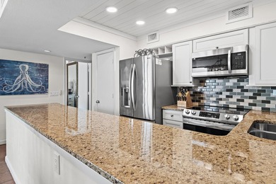 Gorgeous two bedroom, two bathroom turnkey condo offering 1,040 - photo 5
