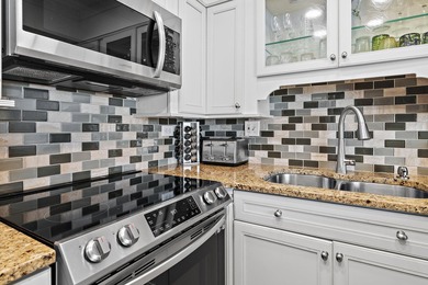 Gorgeous two bedroom, two bathroom turnkey condo offering 1,040 - photo 8