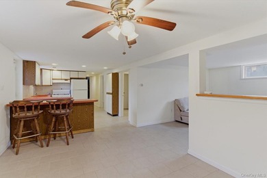 Spacious & clean 3 bedroom/2.5 bath adorable ranch in the heart - photo 13
